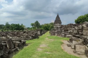 Prambanan Temple Jogja, Historical Heritage, Natural Beauty, and Captivating Culture
